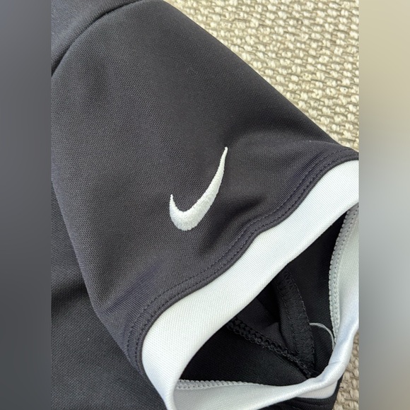Nike Girls Dri-Fit Golf Shirt - Picture 3 of 5